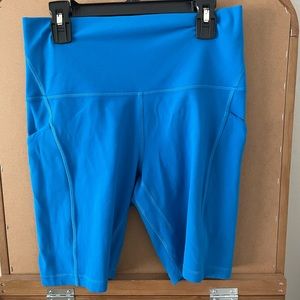 Lululemon poolside biker shorts with pockets 8 inch inseam
